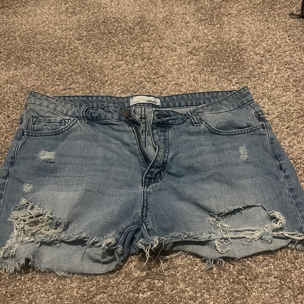 Demon shorts